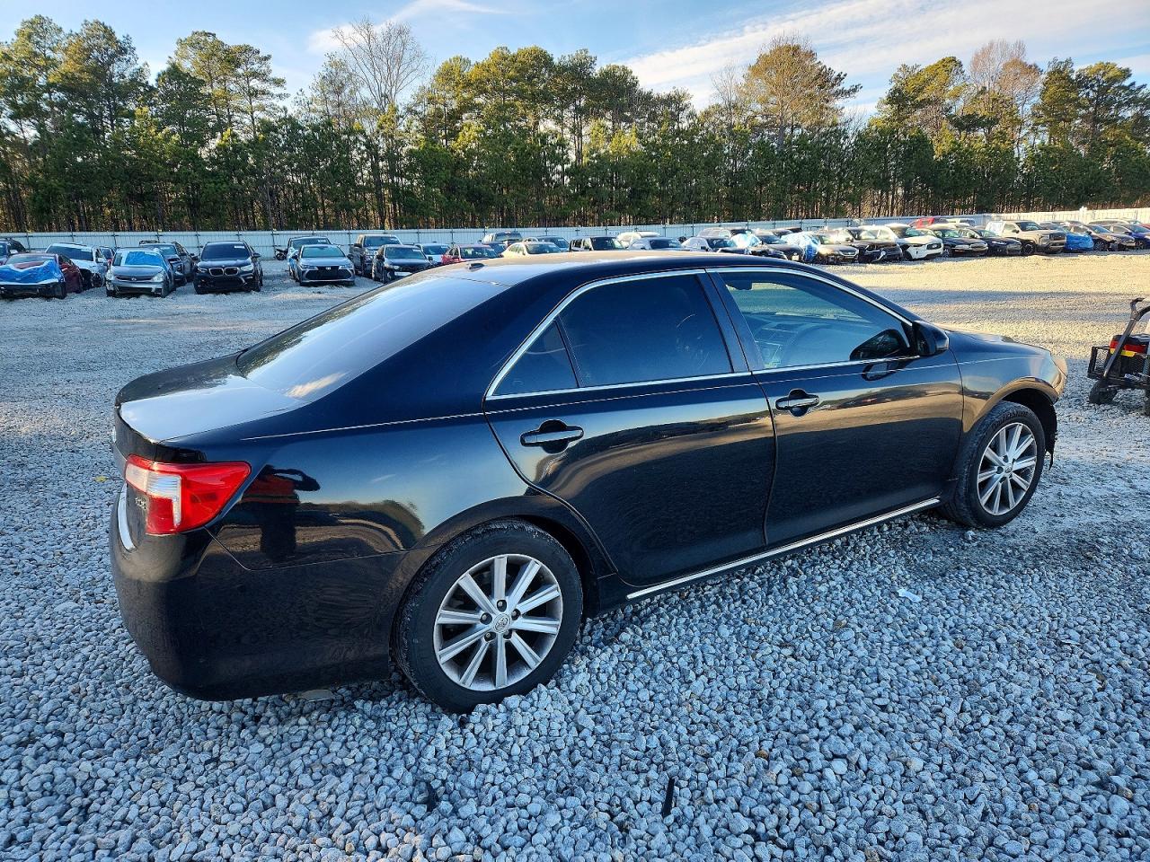 2012 TOYOTA CAMRY BASE photo 3