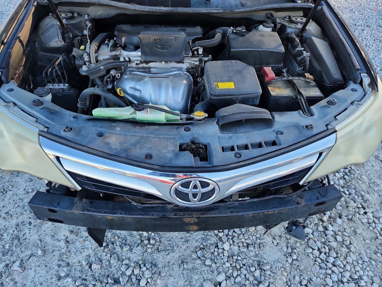 2012 TOYOTA CAMRY BASE photo 11