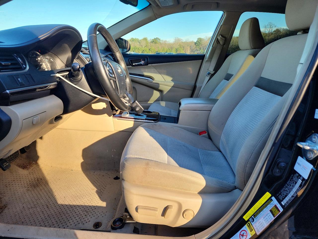 2012 TOYOTA CAMRY BASE photo 7