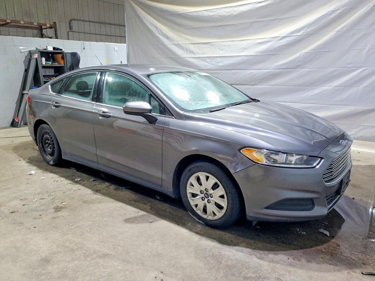 2013 FORD FUSION S photo 4