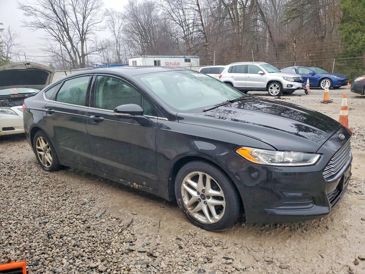 2013 FORD FUSION SE photo 4