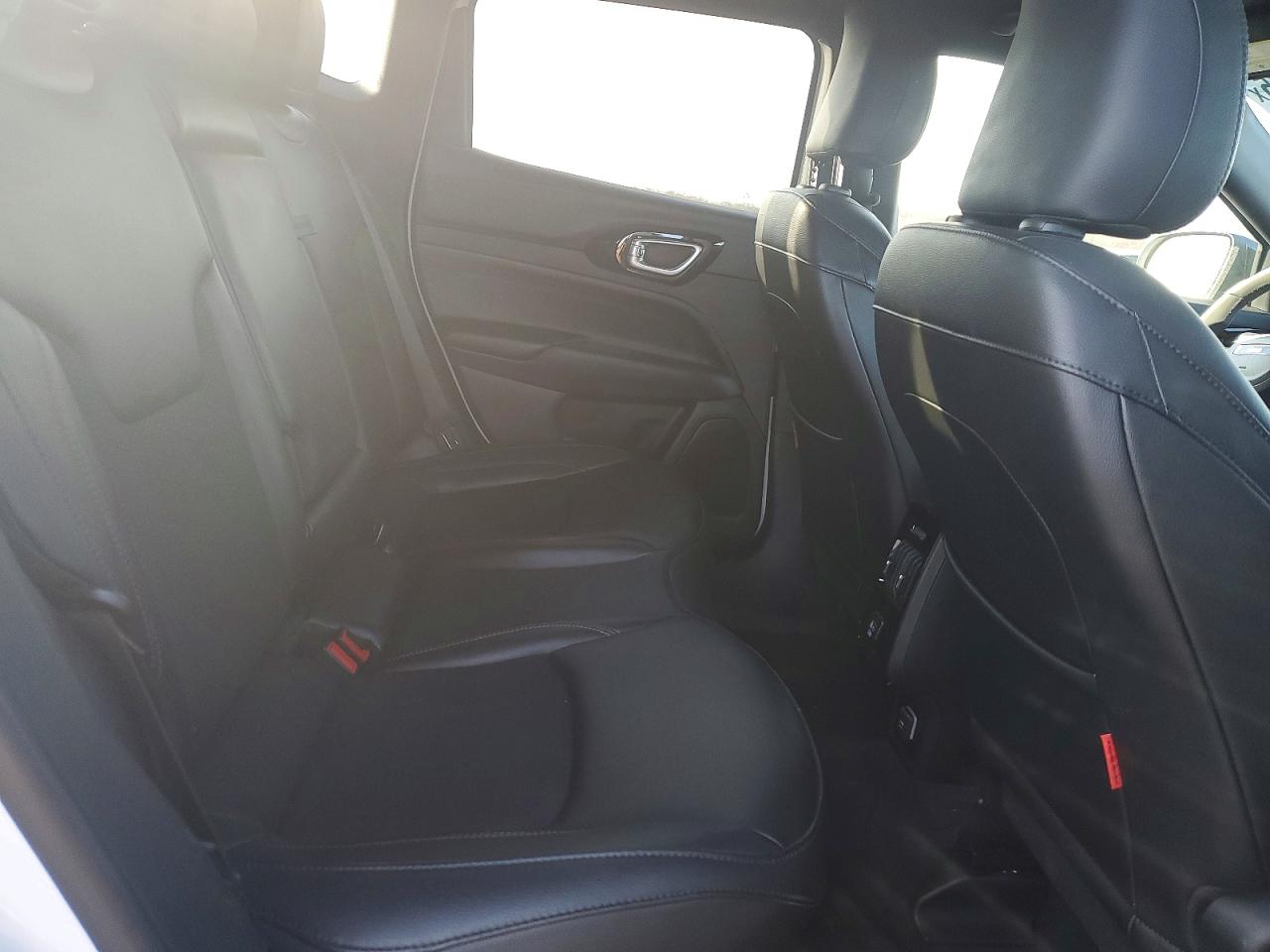 2024 JEEP COMPASS TRAILHAWK photo 11