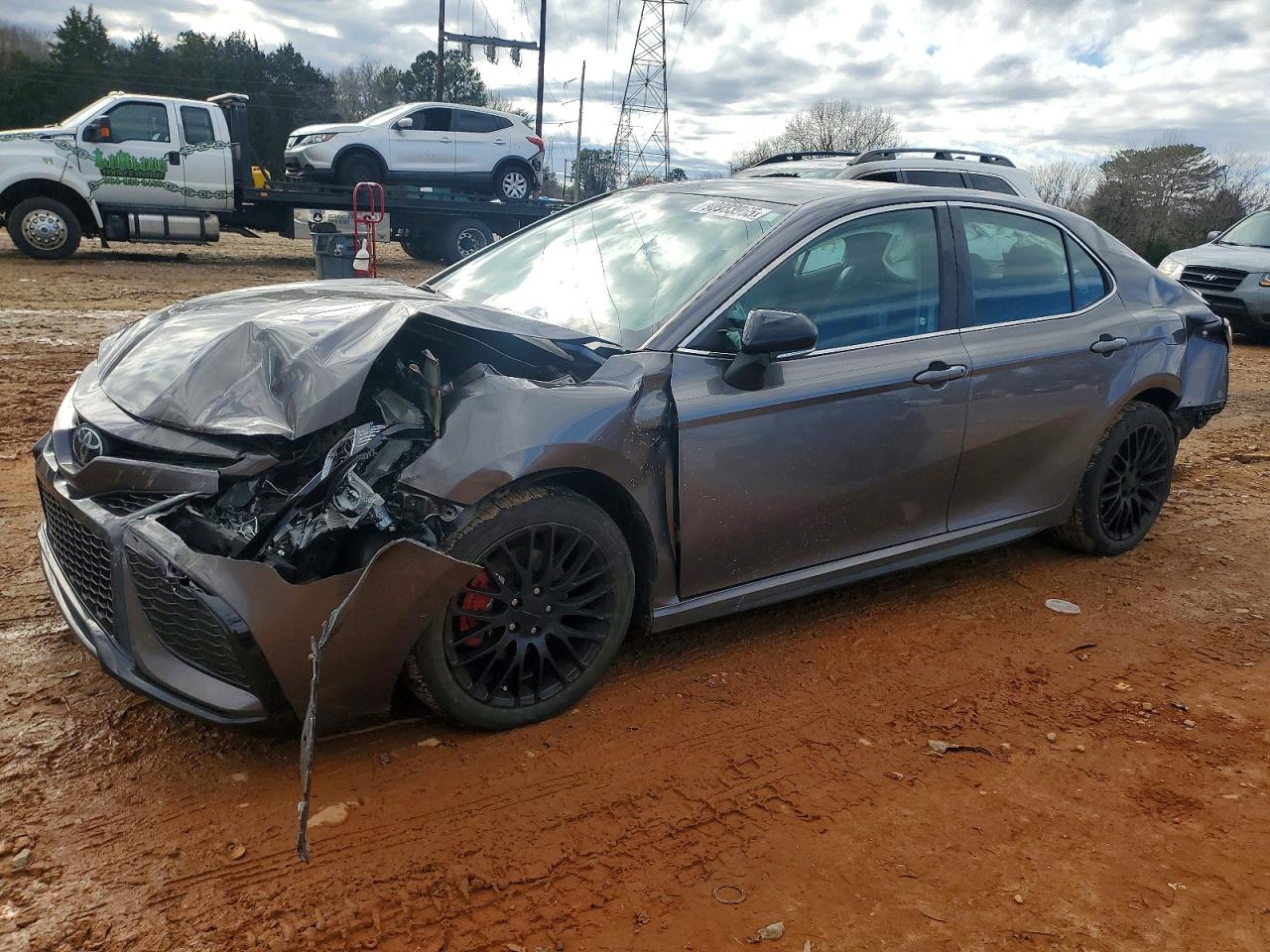 2024 TOYOTA CAMRY