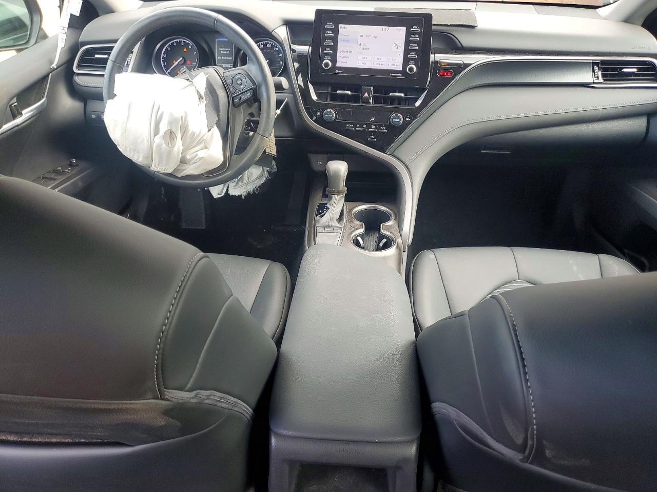 2024 TOYOTA CAMRY SE NIGHT SHADE photo 8