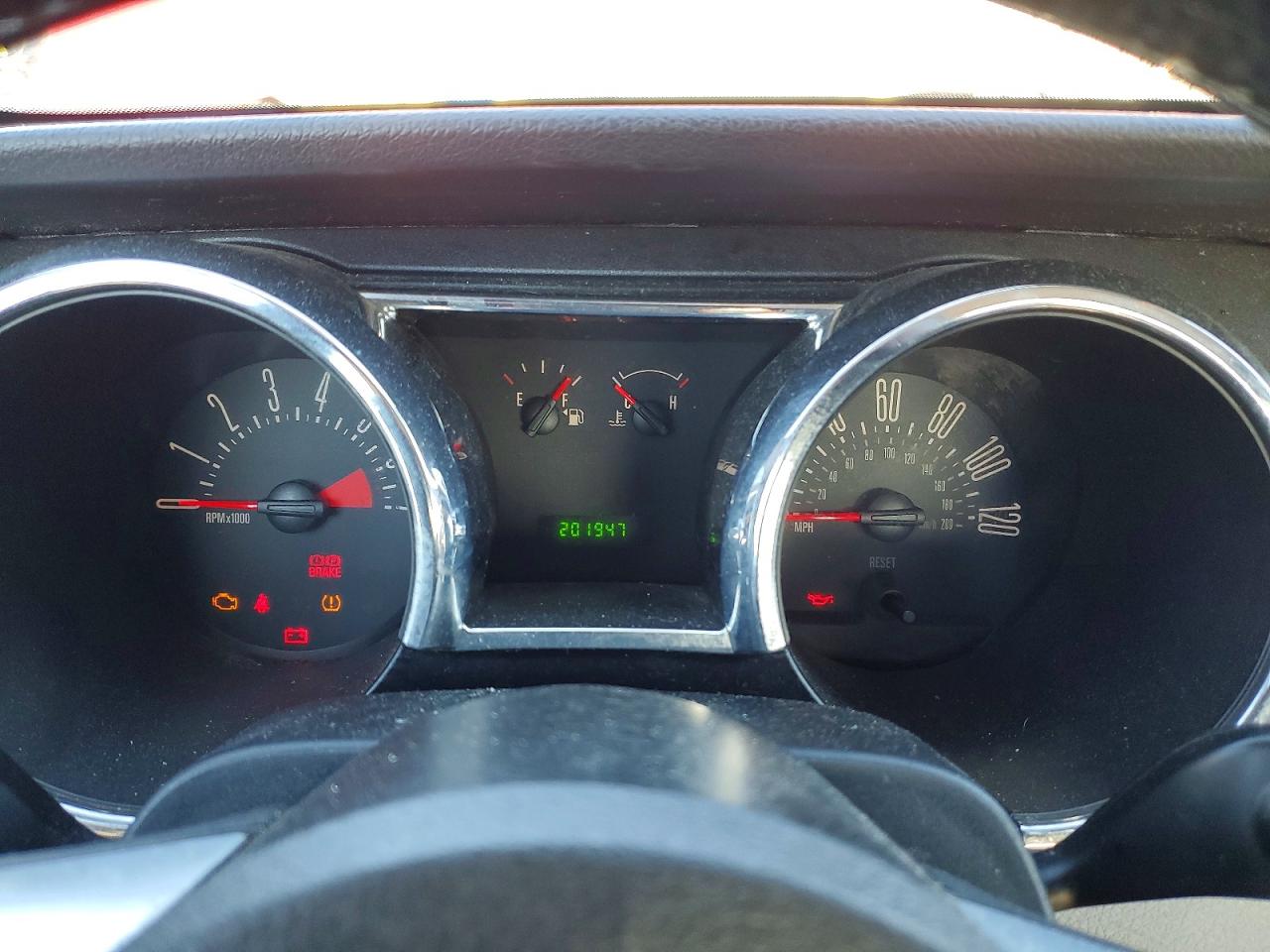 2008 FORD MUSTANG photo 9