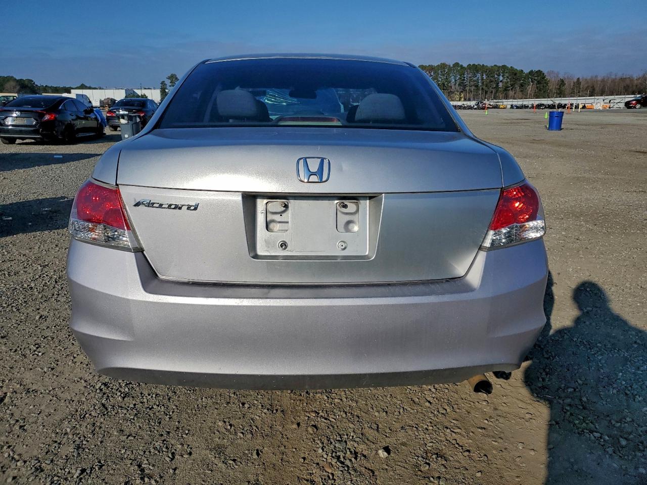 2010 HONDA ACCORD LX photo 6