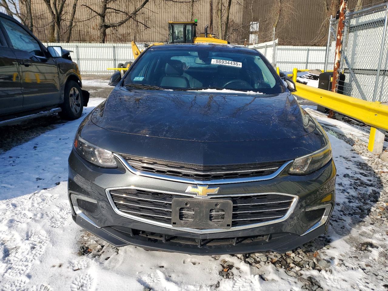 2017 CHEVROLET MALIBU LT photo 5