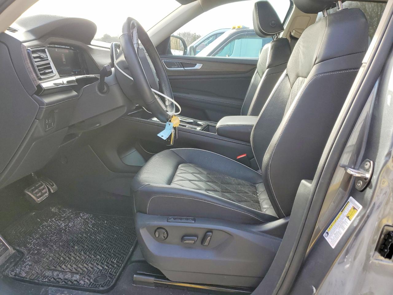 2024 VOLKSWAGEN ATLAS SEL PREMIUM R-LINE photo 7