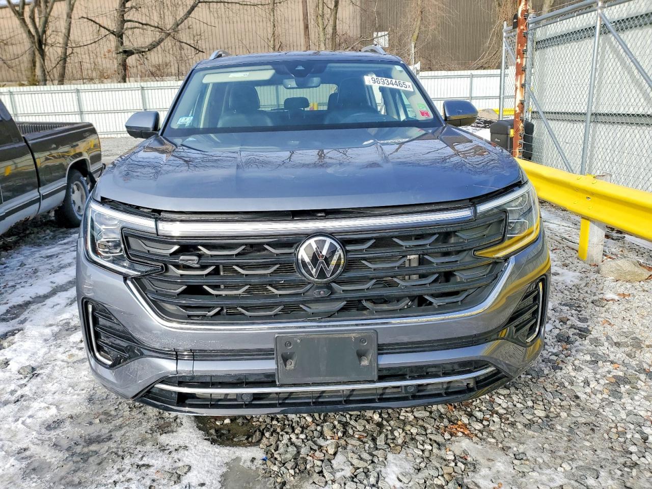 2024 VOLKSWAGEN ATLAS SEL PREMIUM R-LINE photo 5