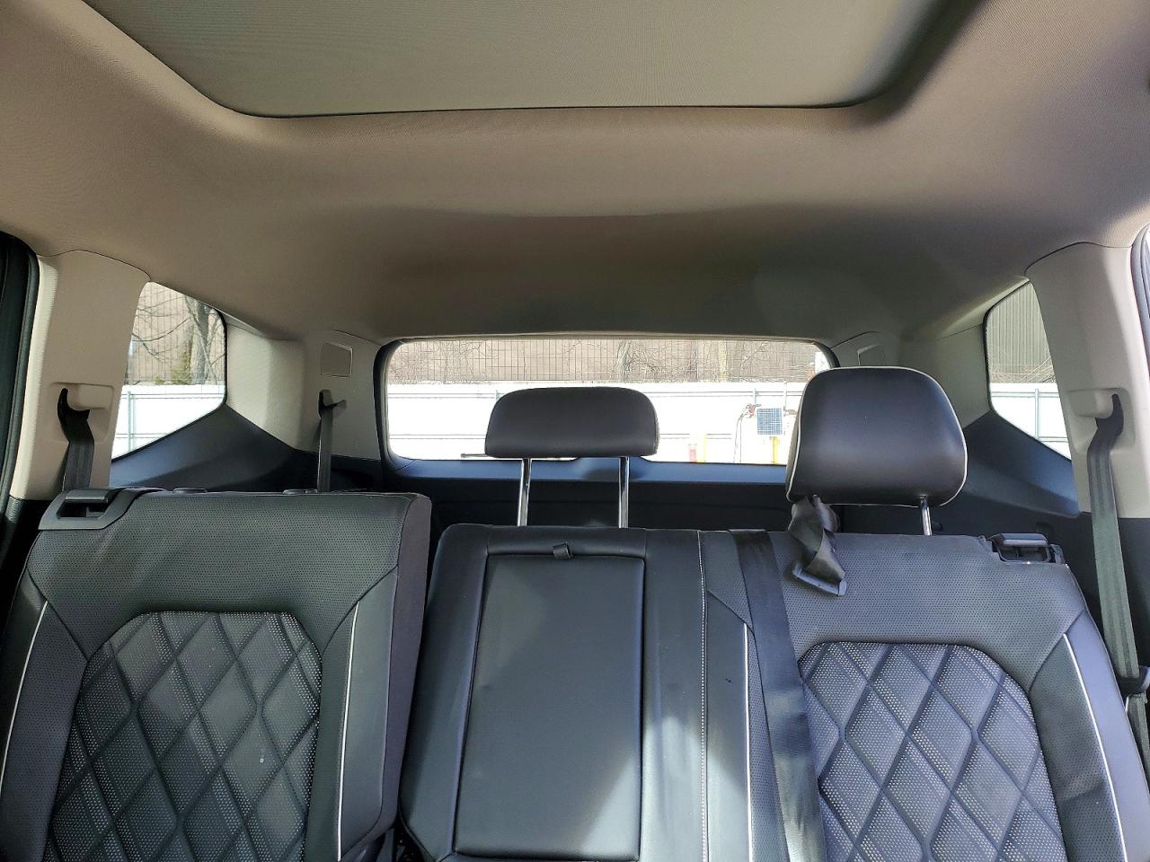 2024 VOLKSWAGEN ATLAS SEL PREMIUM R-LINE photo 10