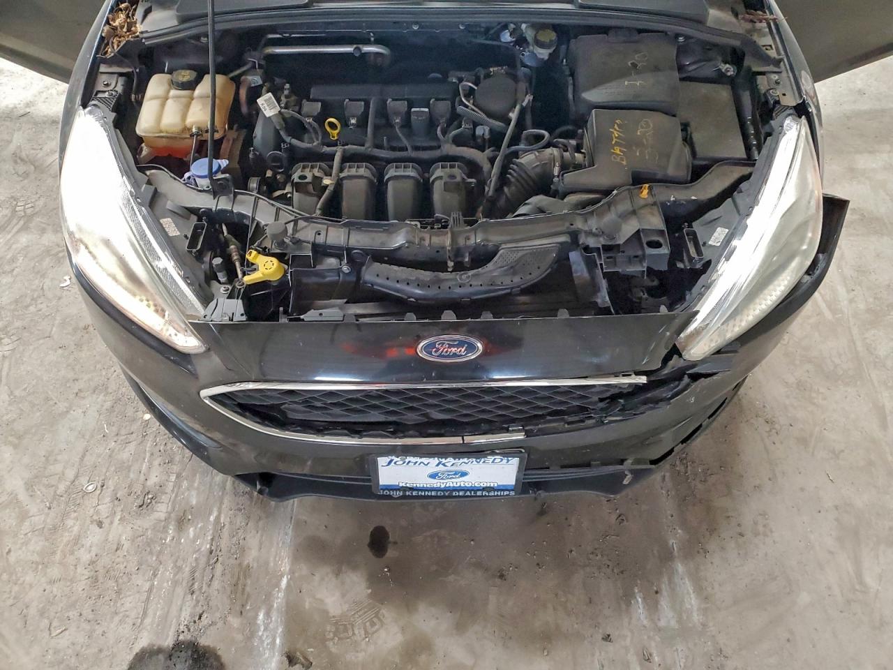 2015 FORD FOCUS SE photo 11