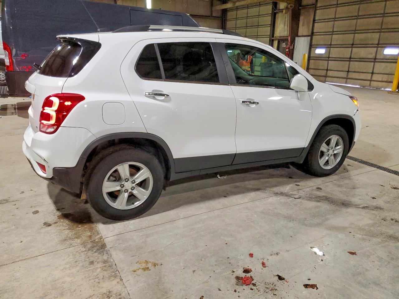 2018 CHEVROLET TRAX 1LT photo 3