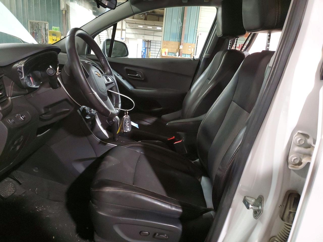 2018 CHEVROLET TRAX 1LT photo 7