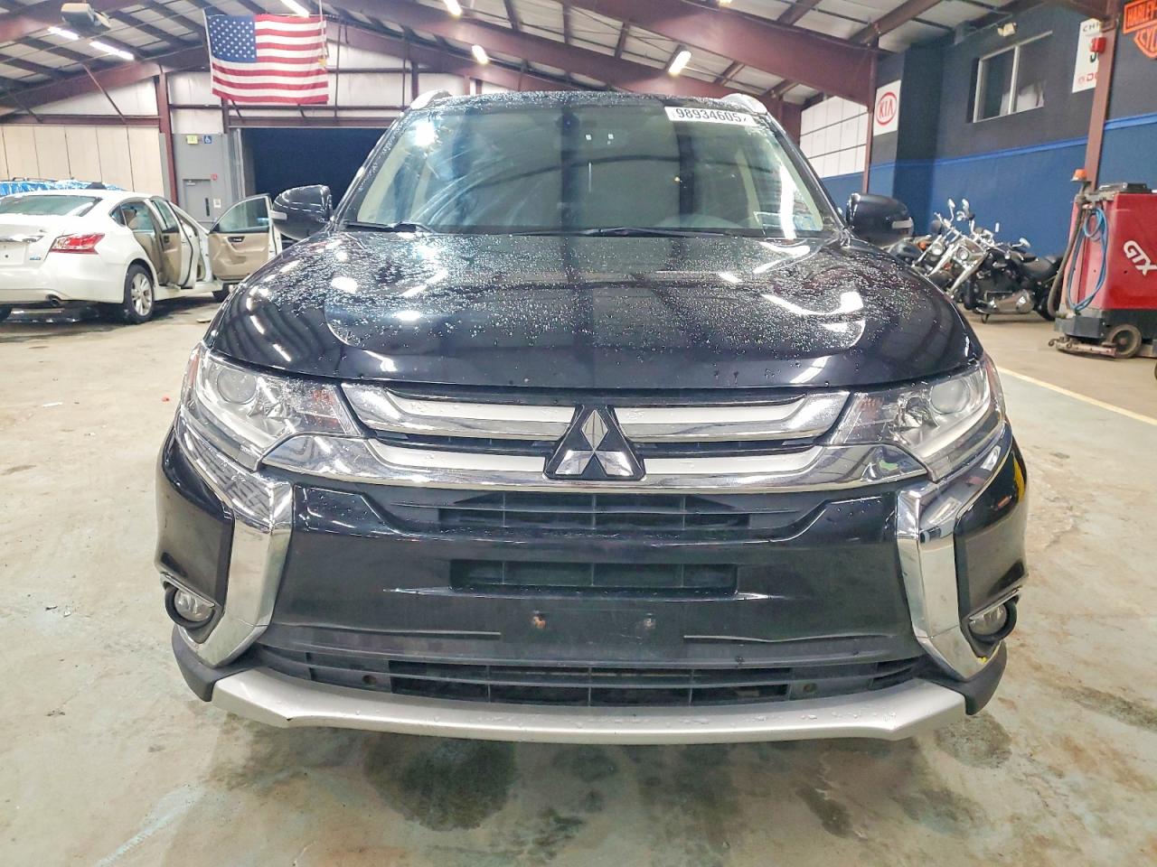 2017 MITSUBISHI OUTLANDER SE photo 5