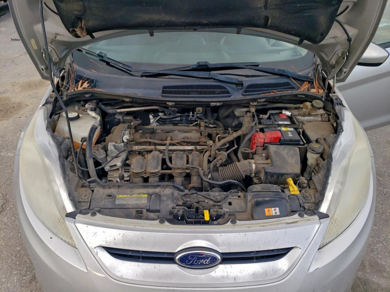 2011 FORD FIESTA SE photo 11