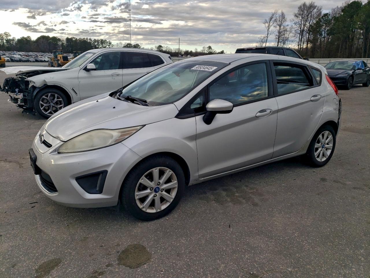 2011 FORD FIESTA