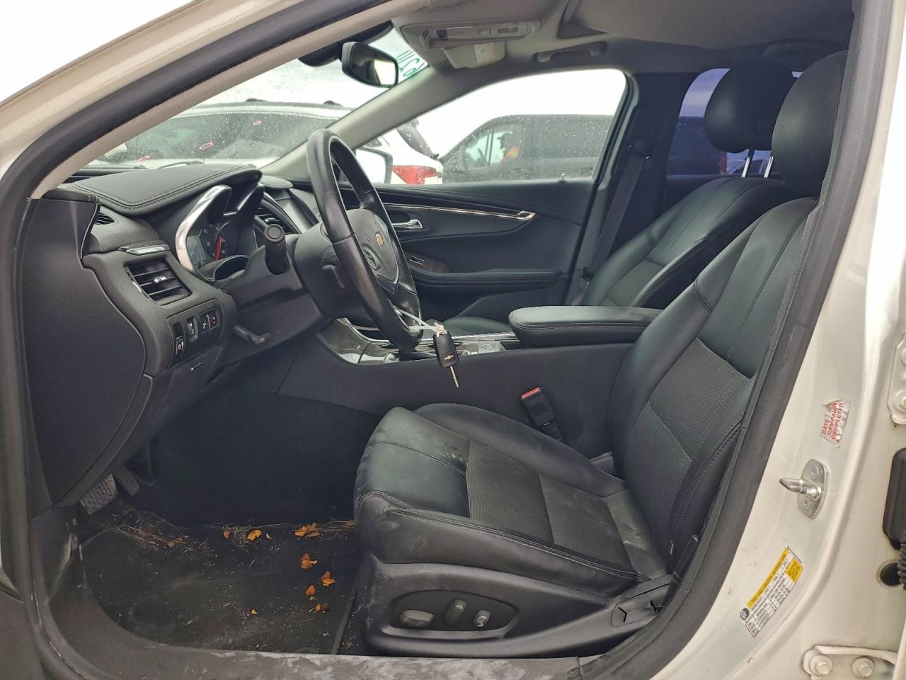 2014 CHEVROLET IMPALA LT photo 7
