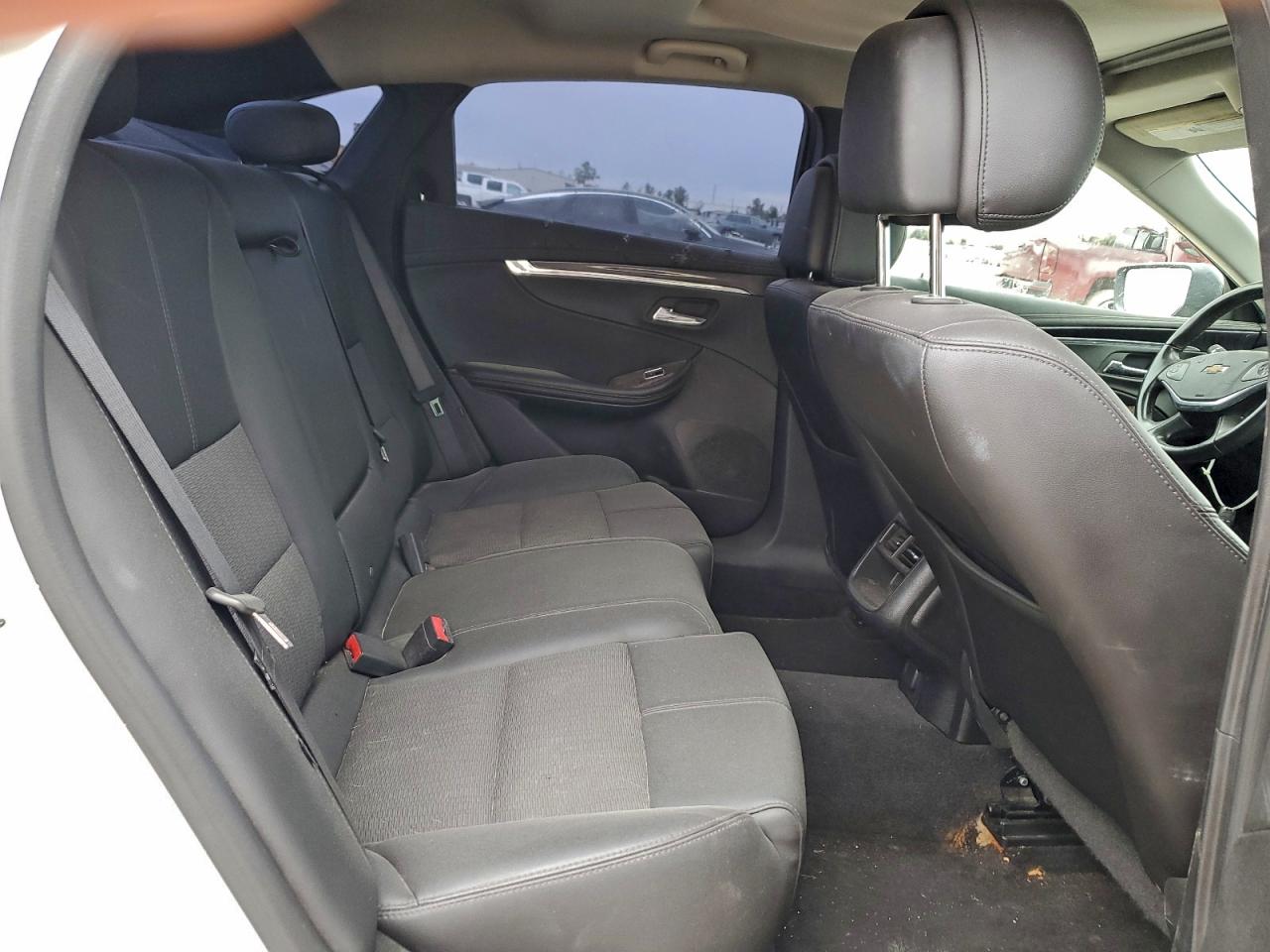 2014 CHEVROLET IMPALA LT photo 10