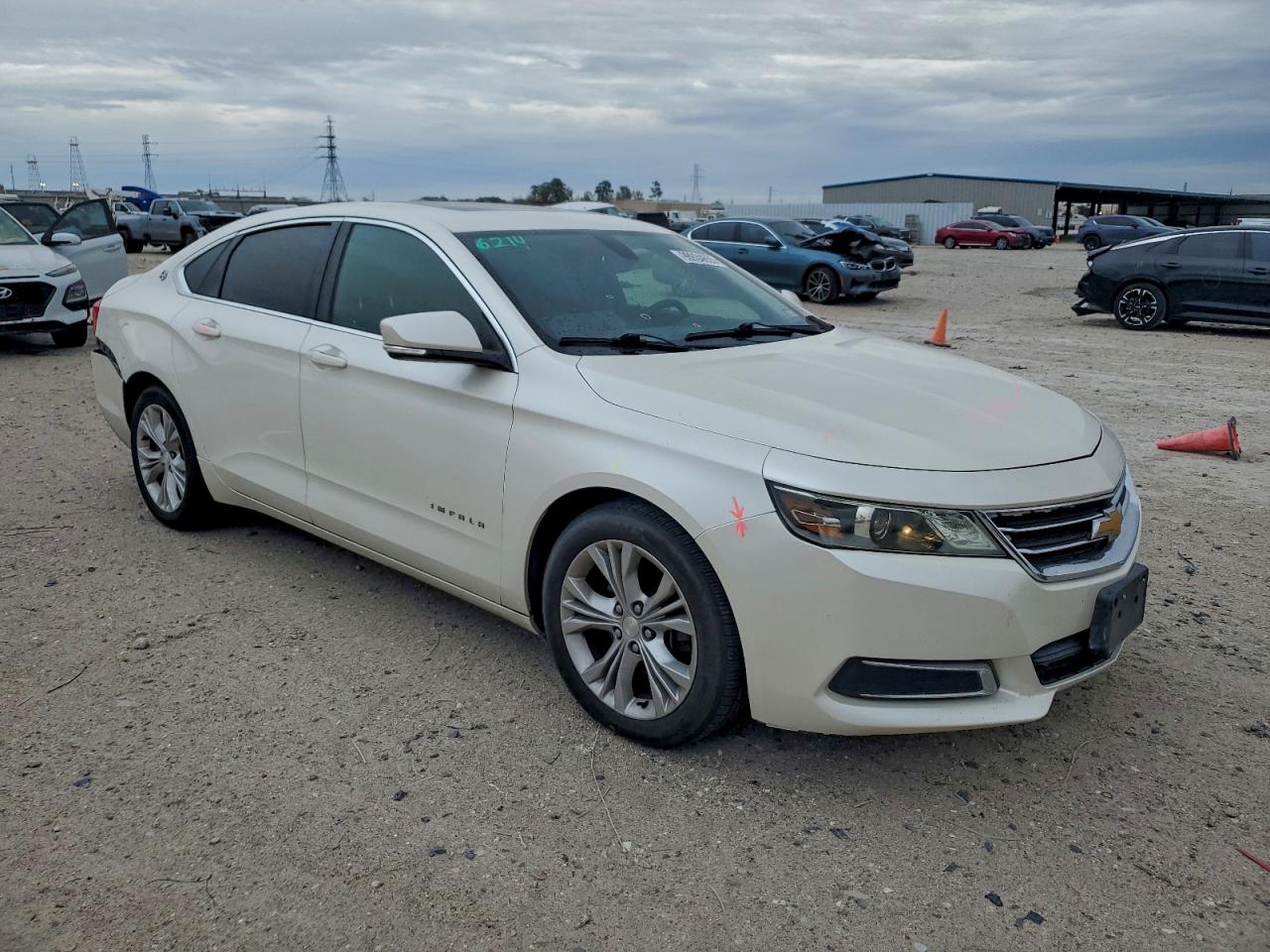 2014 CHEVROLET IMPALA LT photo 4