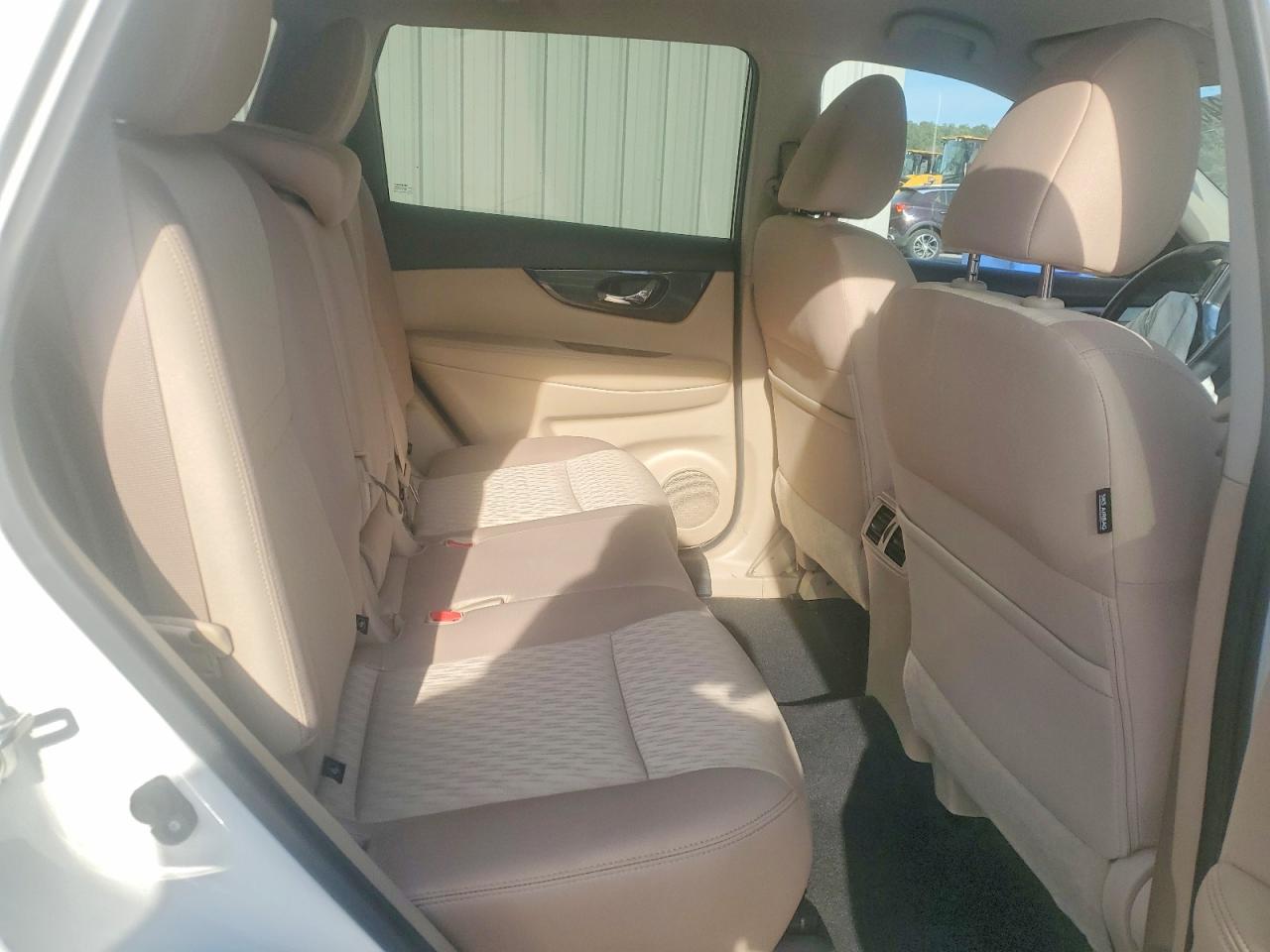 2018 NISSAN ROGUE S photo 11