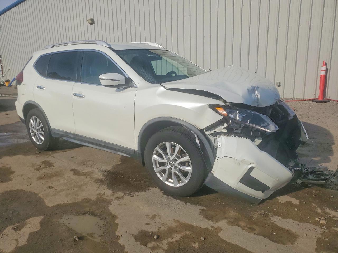 2018 NISSAN ROGUE S photo 4
