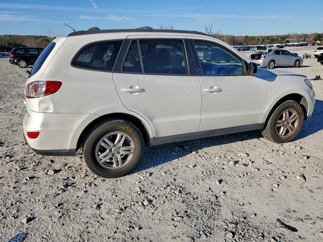2010 HYUNDAI SANTA FE GLS photo 3