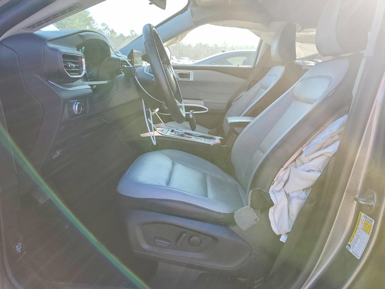 2021 FORD EXPLORER XLT photo 7