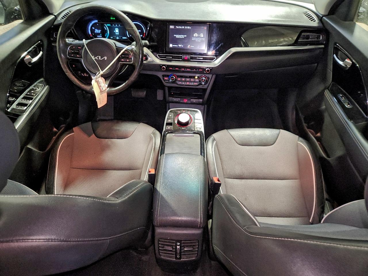 2022 KIA NIRO S photo 8