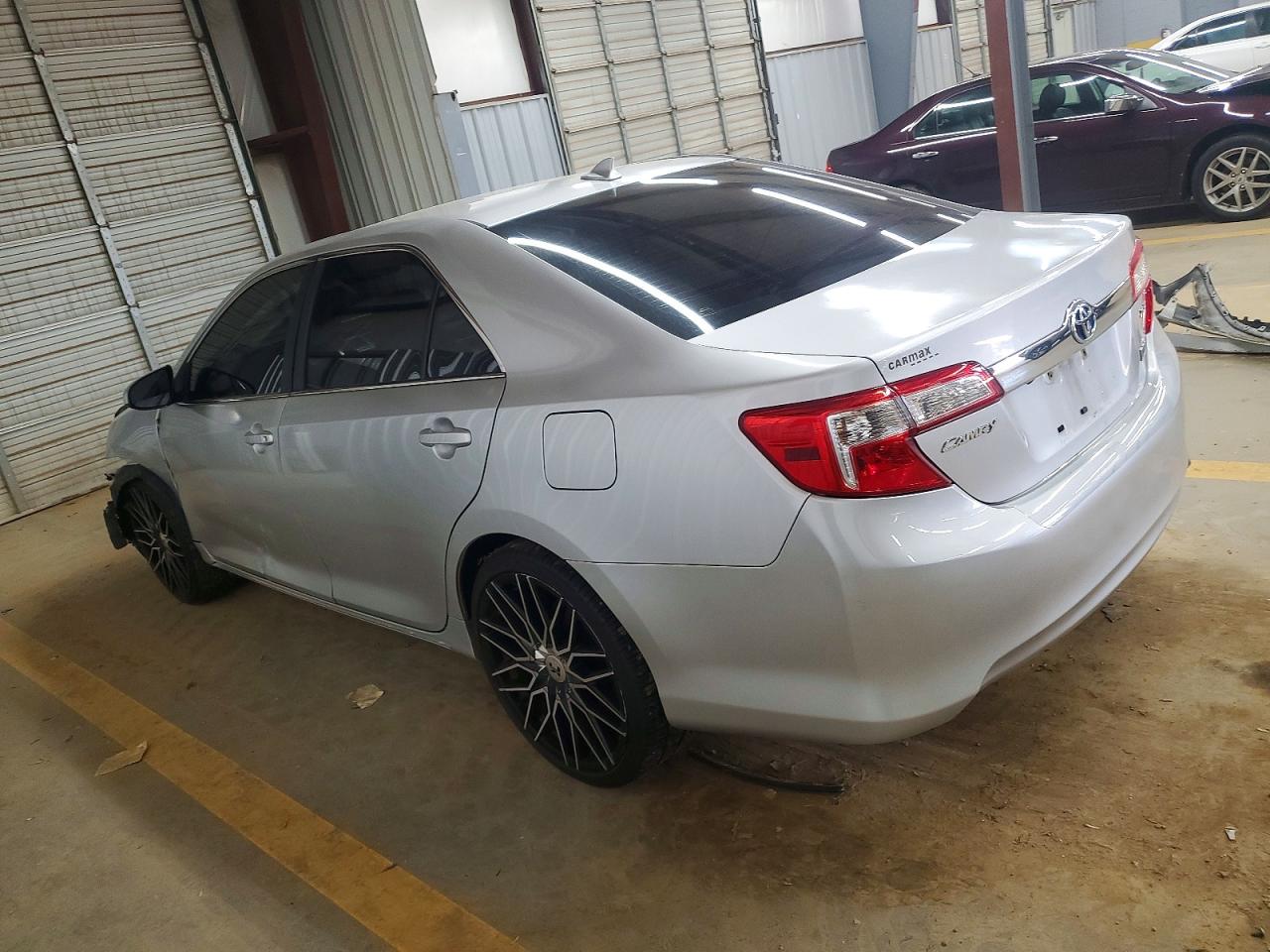 2012 TOYOTA CAMRY HYBRID photo 2