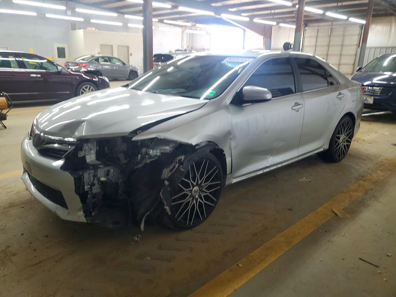 2012 TOYOTA CAMRY
