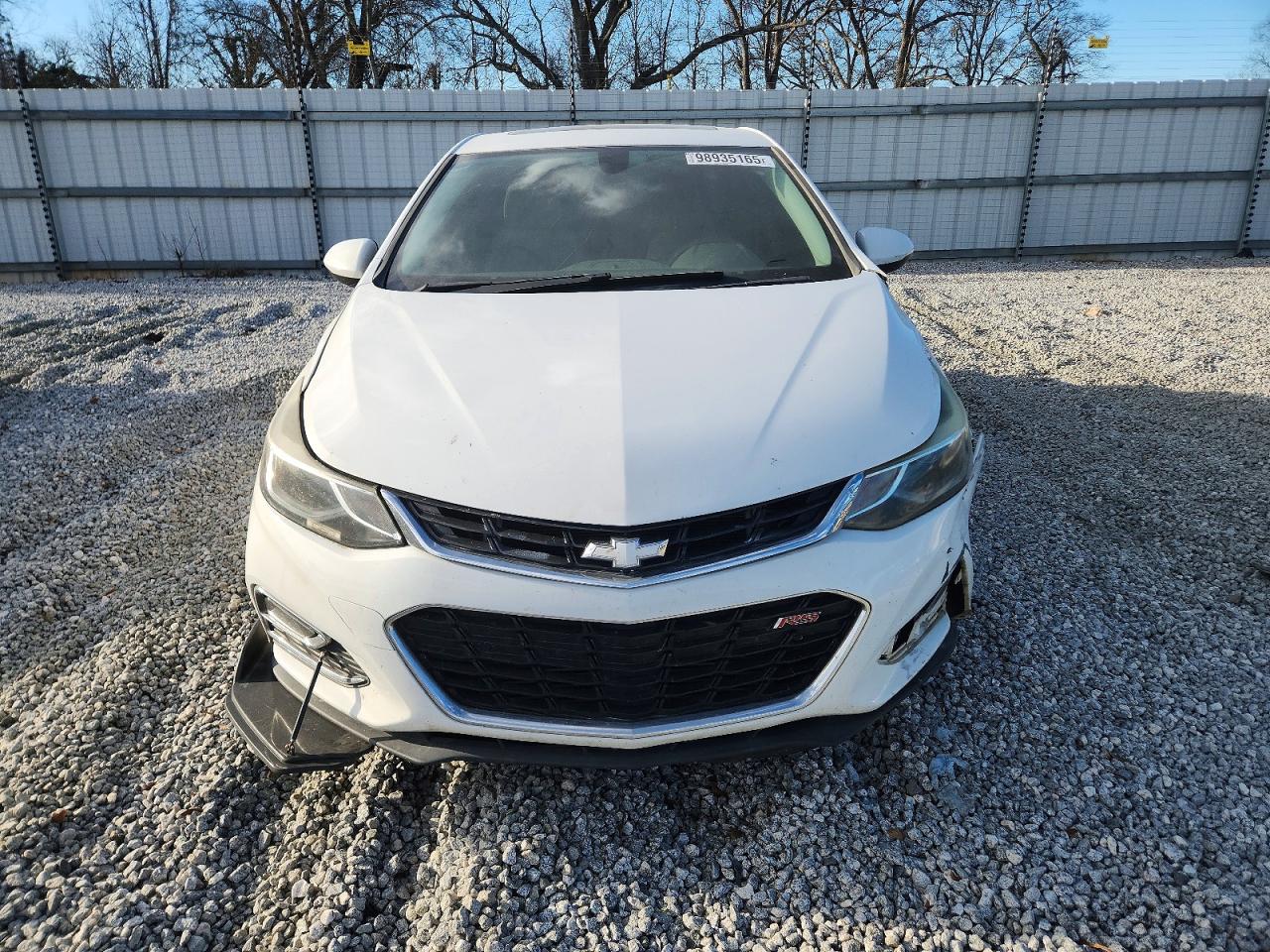 2017 CHEVROLET CRUZE LT photo 5
