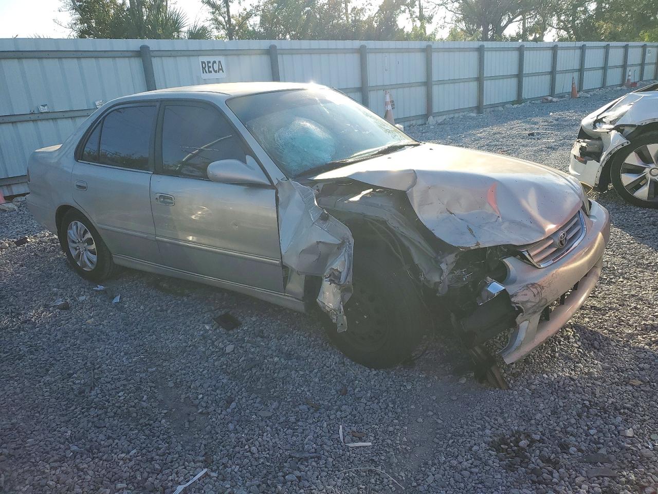 2001 TOYOTA COROLLA CE photo 4
