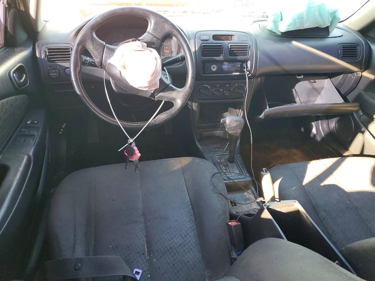 2001 TOYOTA COROLLA CE photo 8