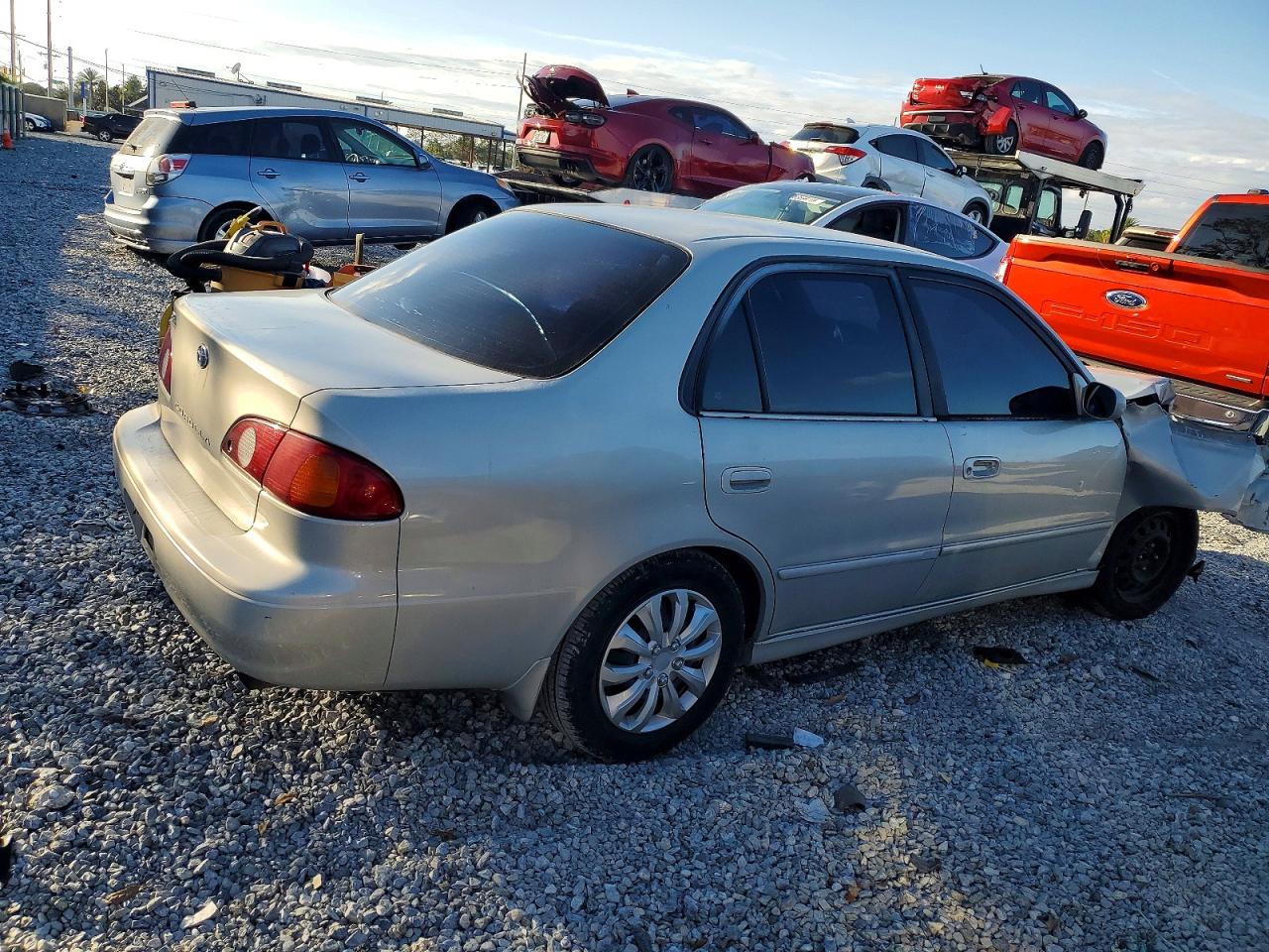 2001 TOYOTA COROLLA CE photo 3
