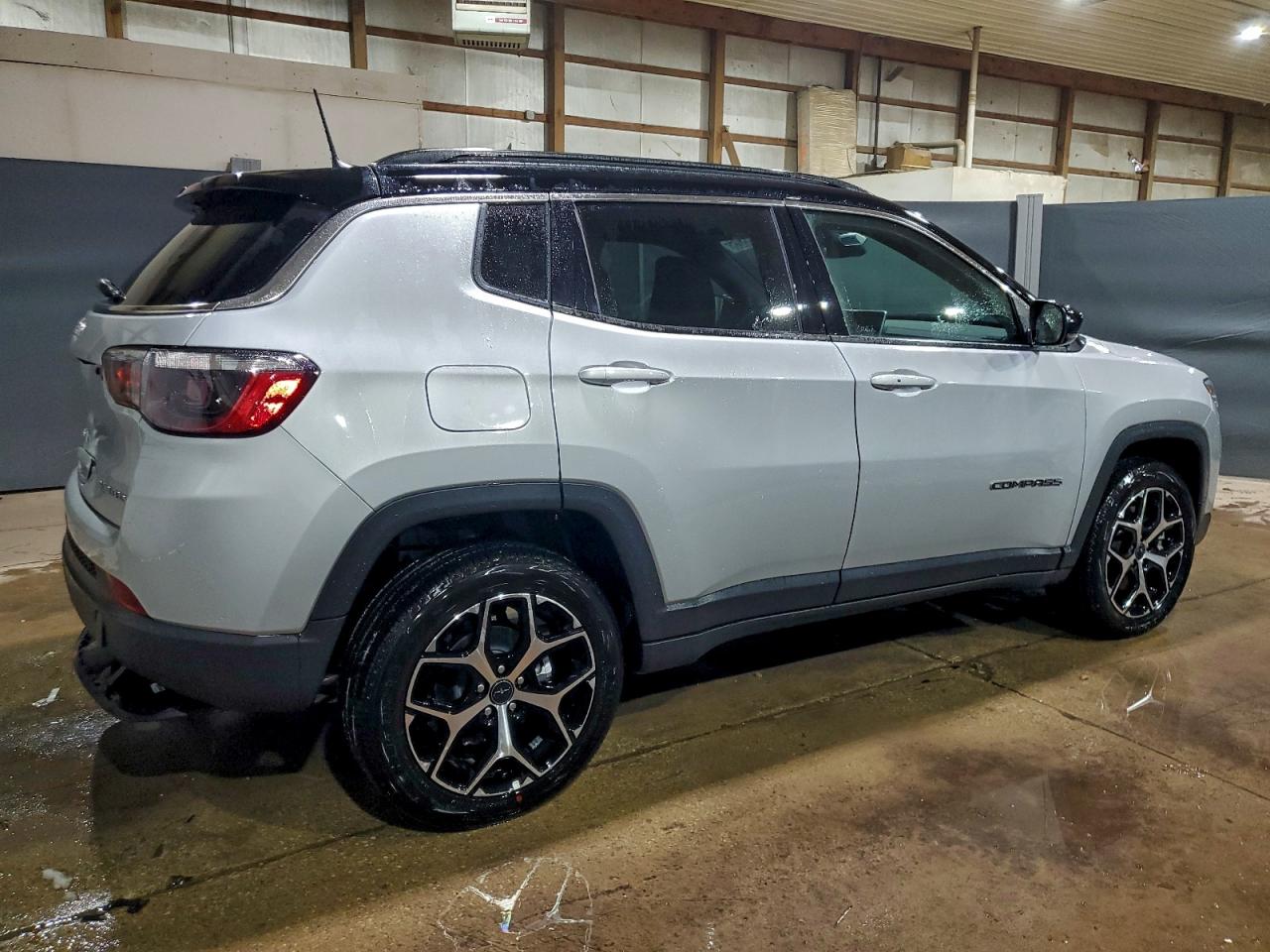 2025 JEEP COMPASS LIMITED photo 3