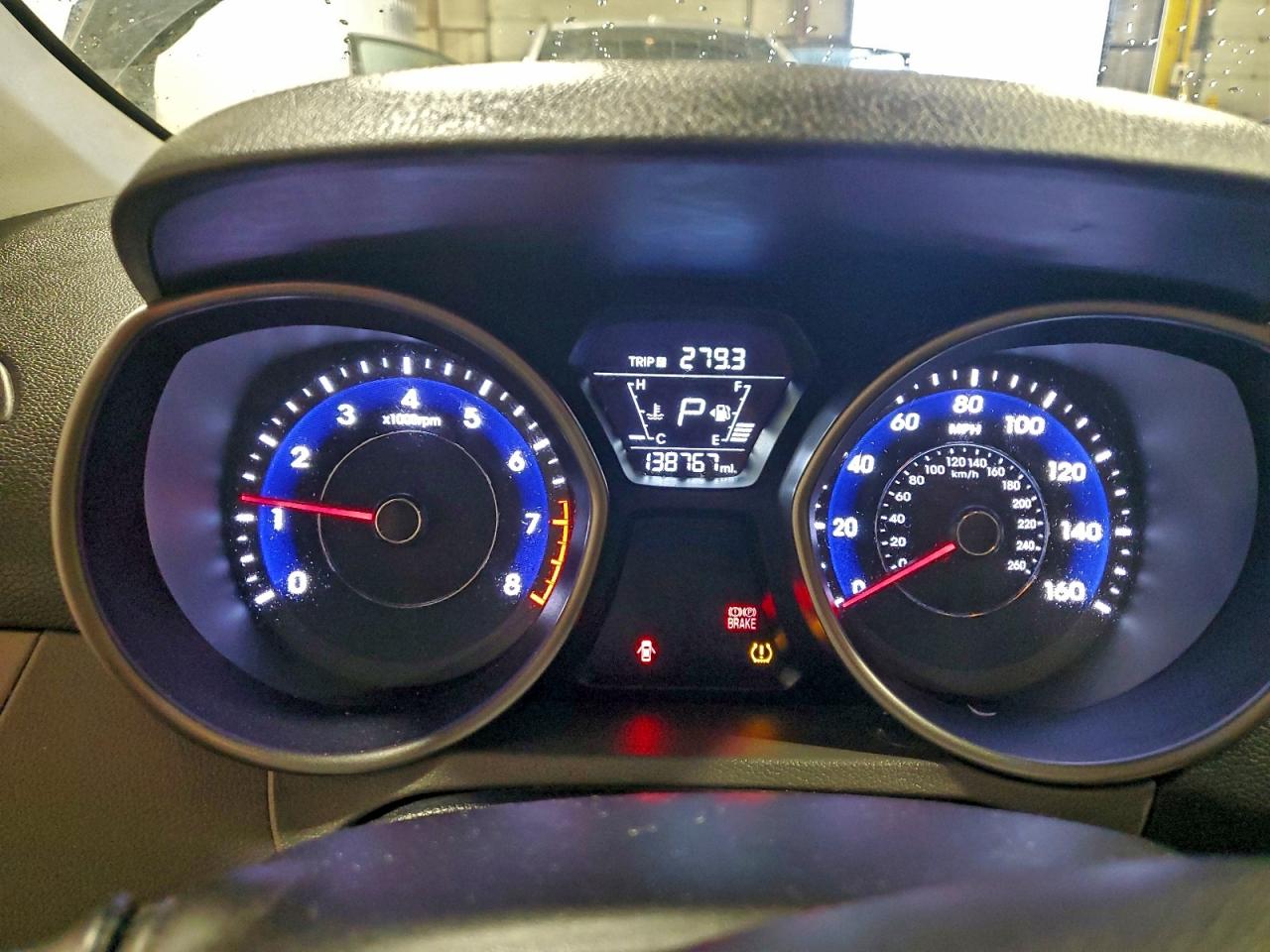 2014 HYUNDAI ELANTRA SE photo 9