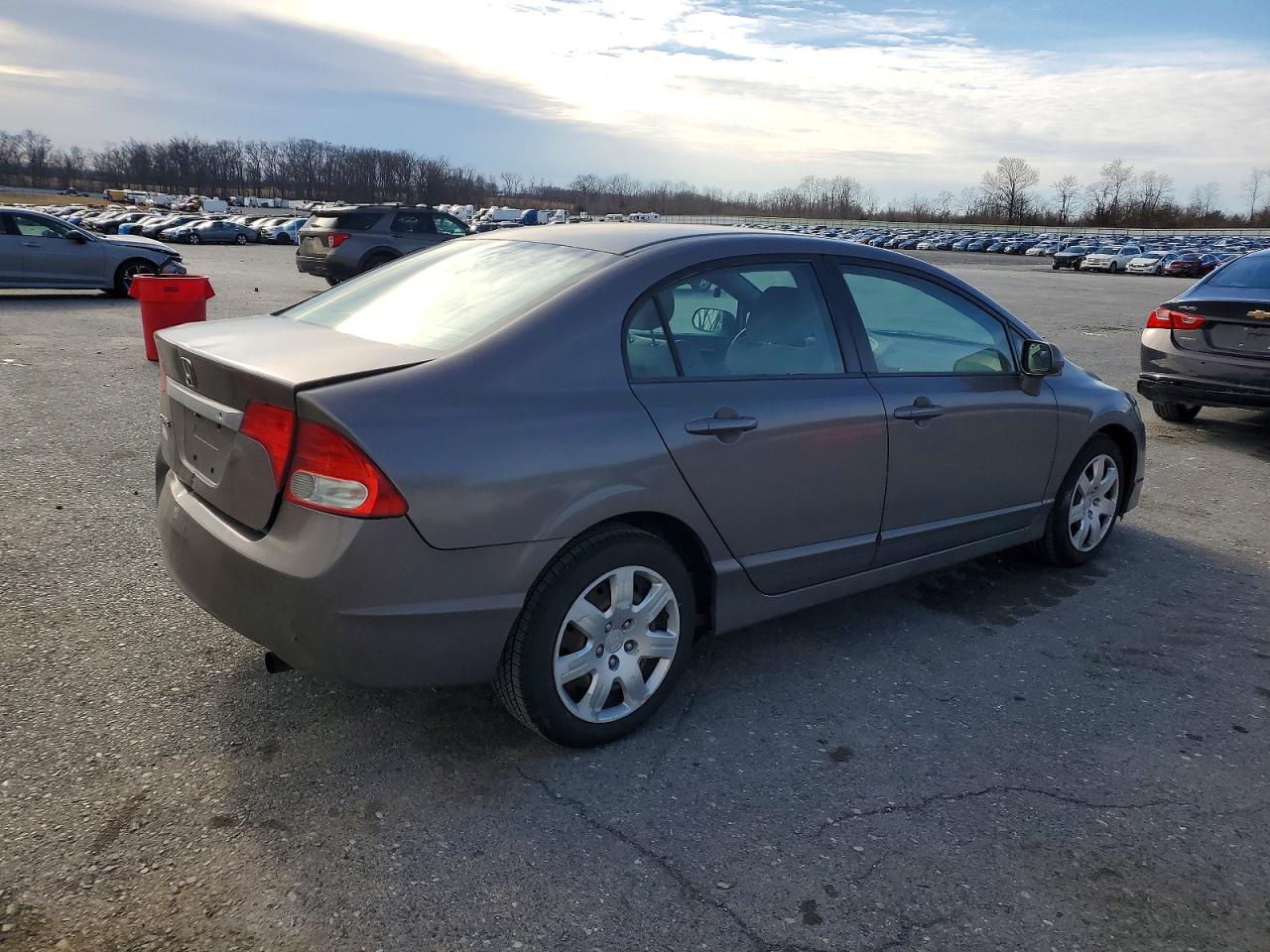 2010 HONDA CIVIC LX photo 5