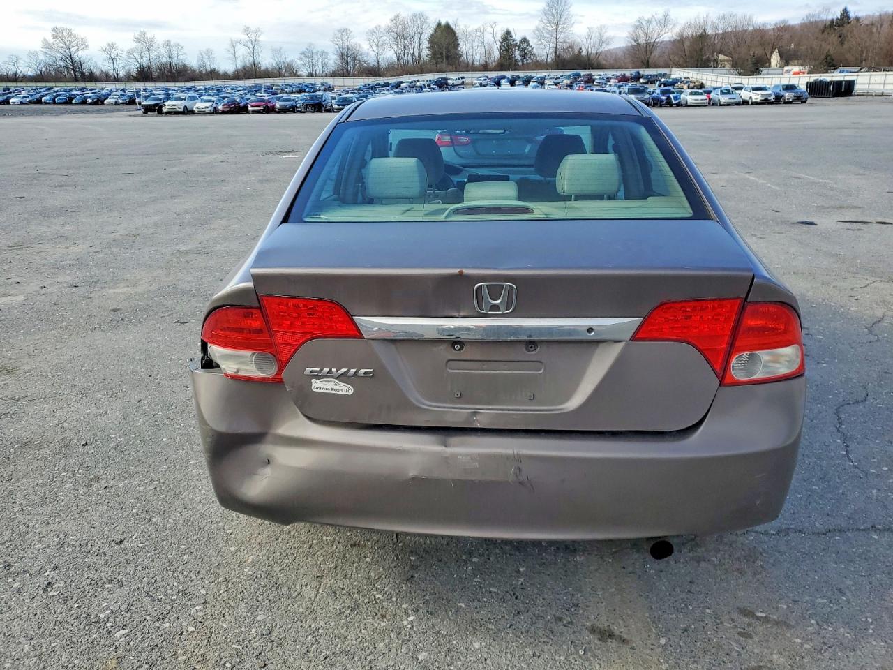 2010 HONDA CIVIC LX photo 11