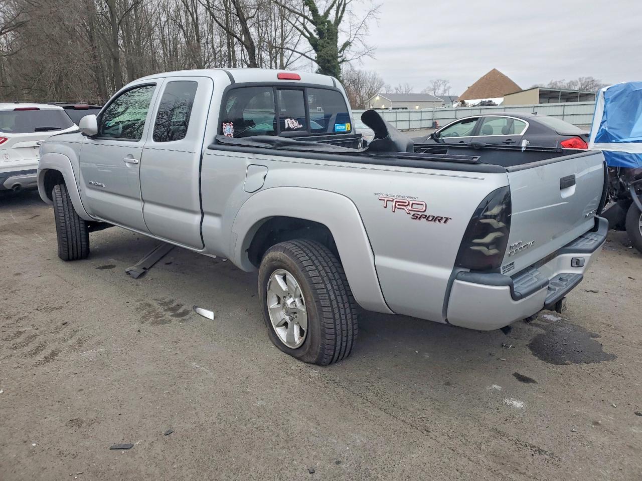 2005 TOYOTA TACOMA ACCESS CAB photo 2