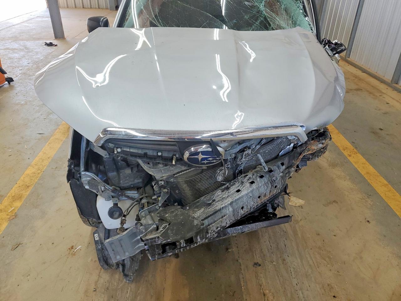 2015 SUBARU FORESTER 2.5I photo 11