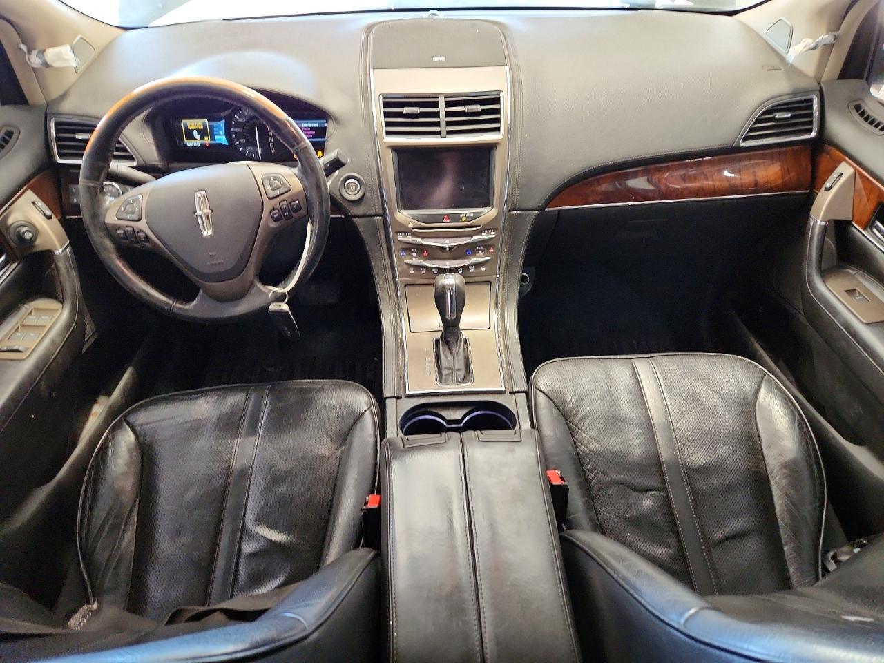 2011 LINCOLN MKX photo 8