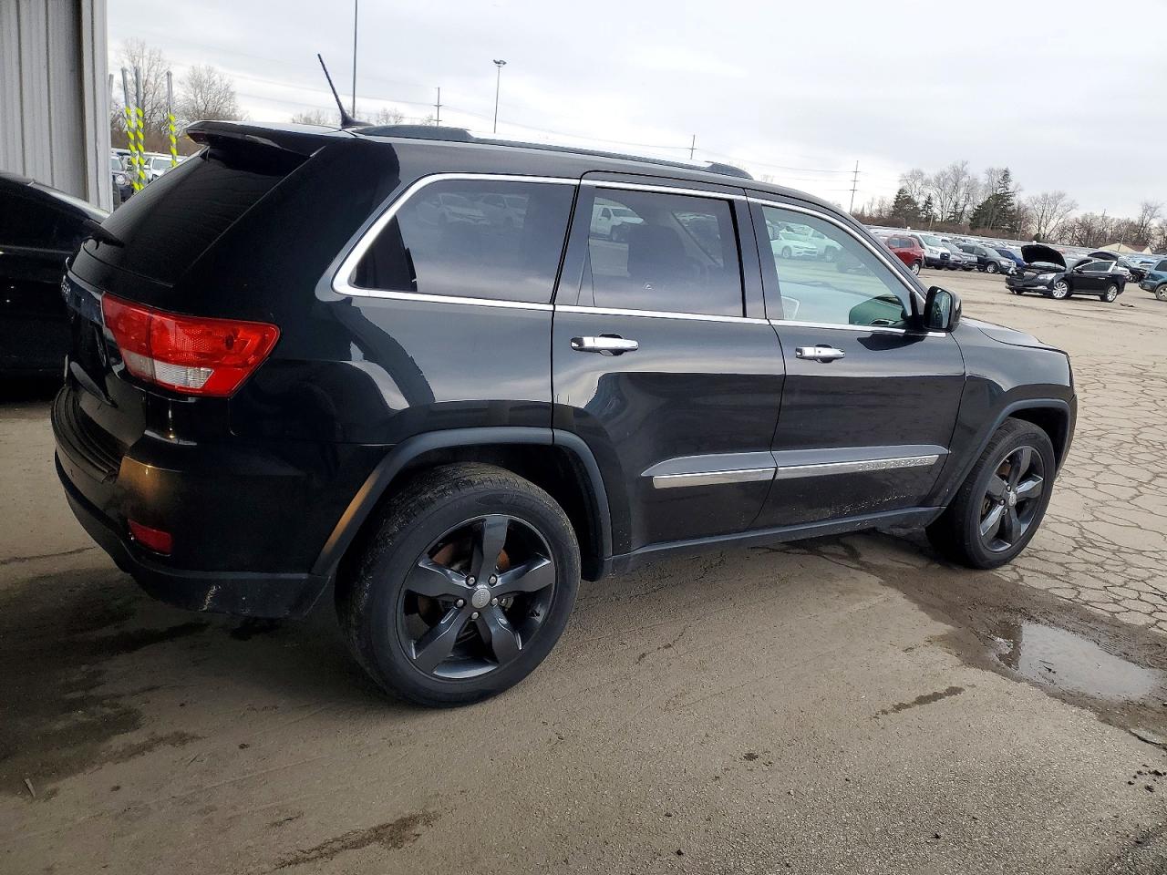 2012 JEEP GRAND CHEROKEE LAREDO photo 3