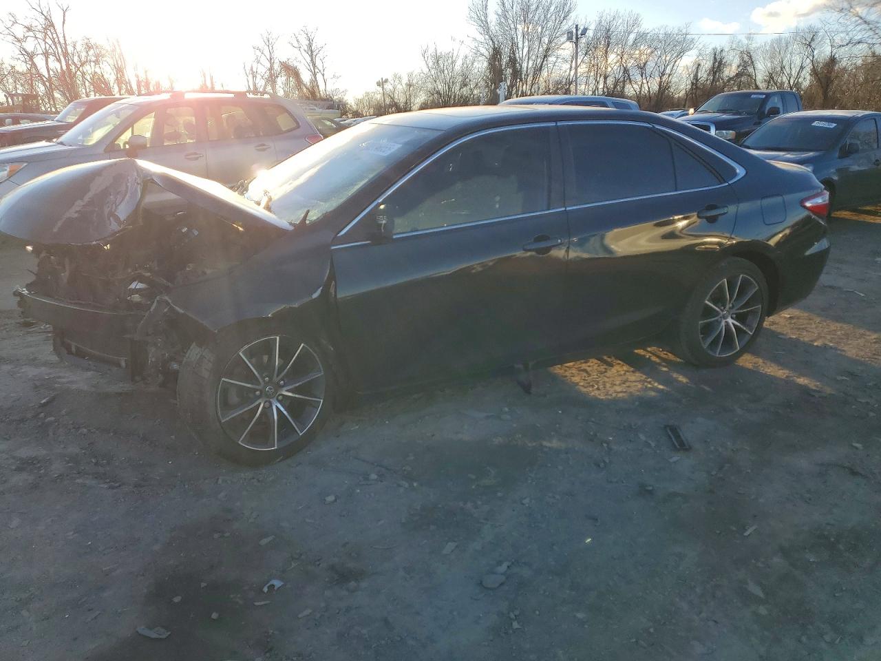 2015 TOYOTA CAMRY