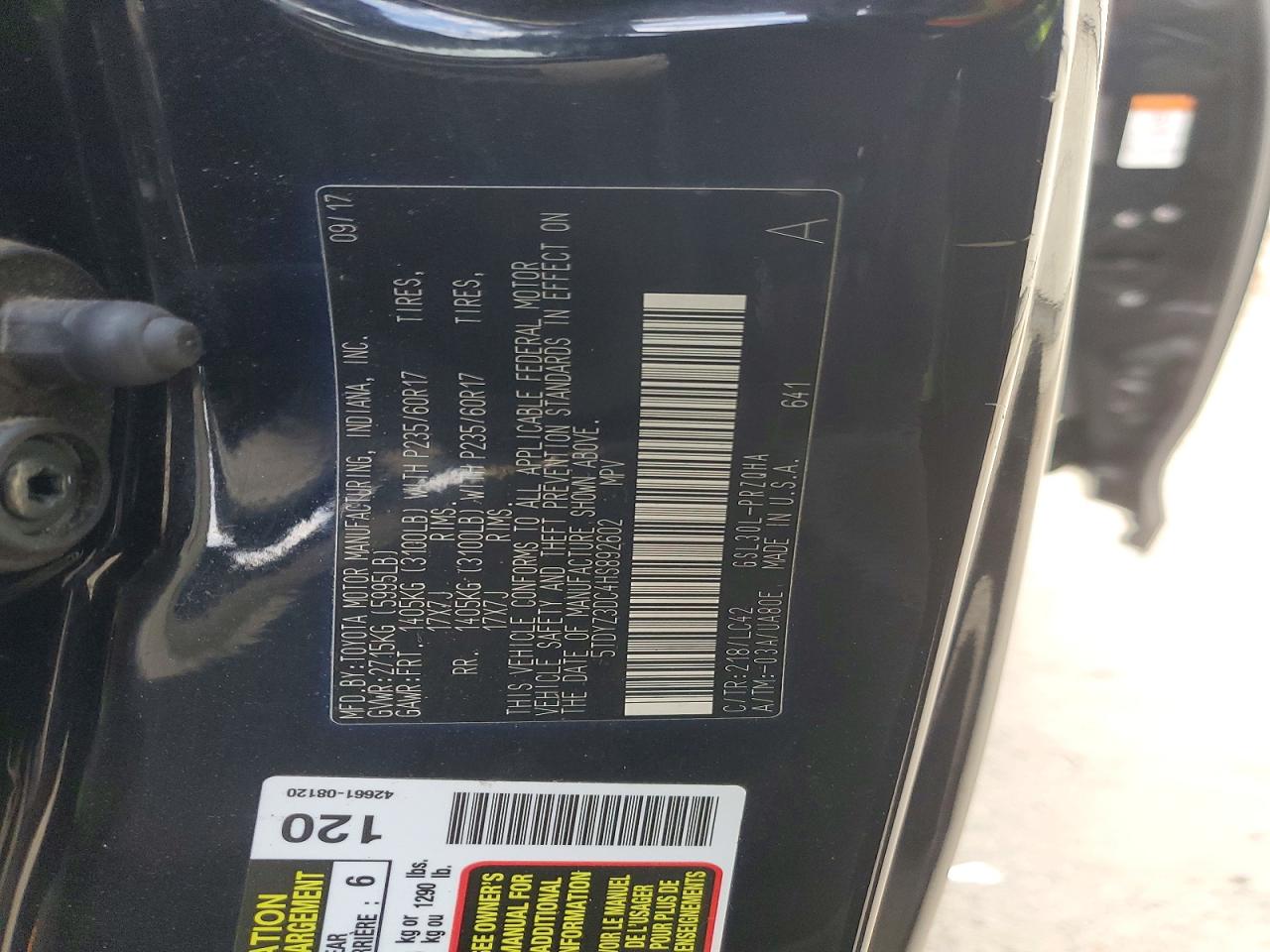 2017 TOYOTA SIENNA XLE PREMIUM 8-PASSENGER photo 13