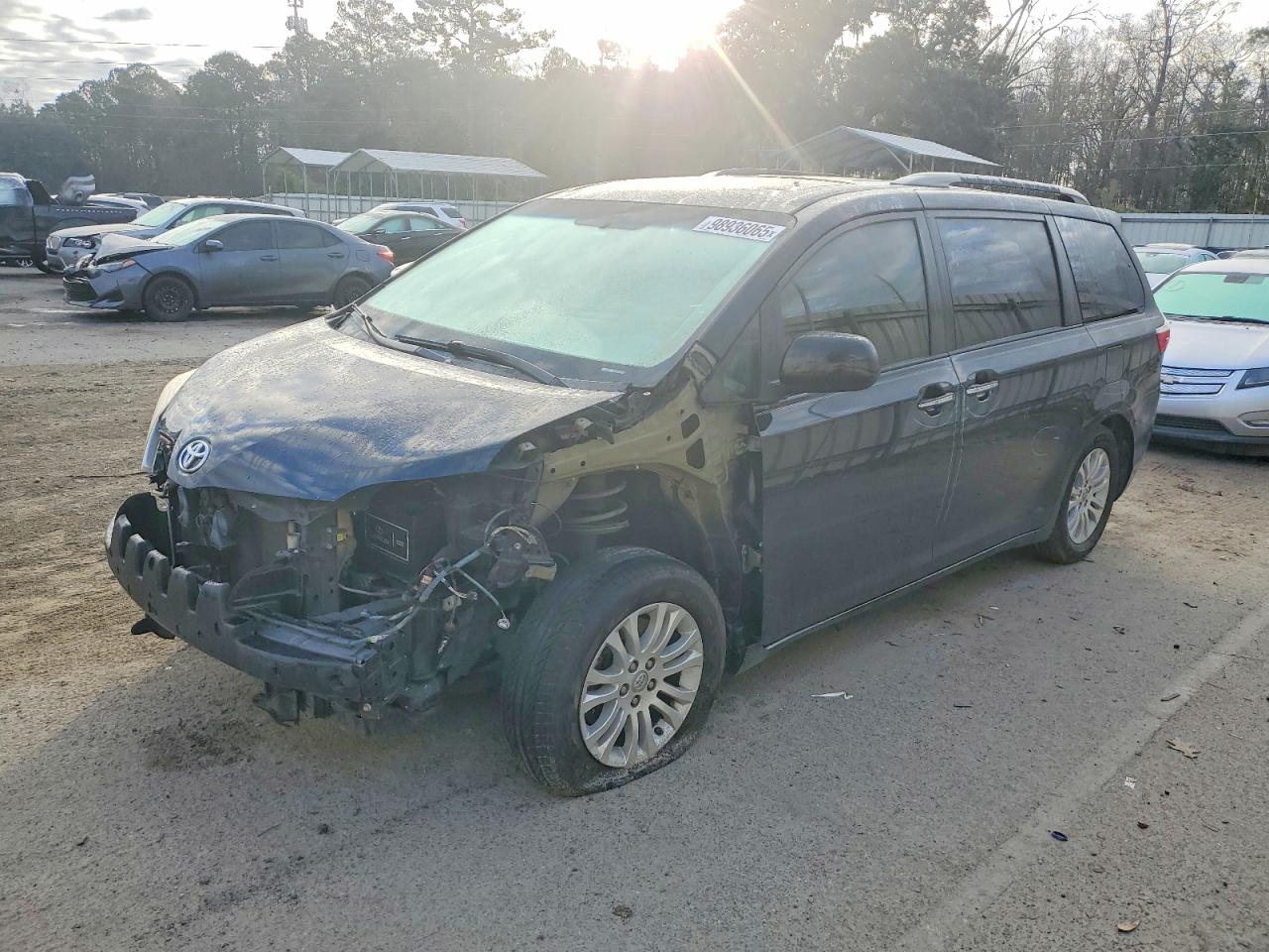 2017 TOYOTA SIENNA