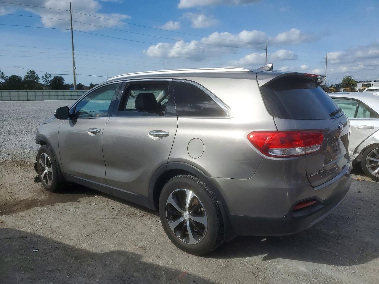 2016 KIA SORENTO EX photo 2