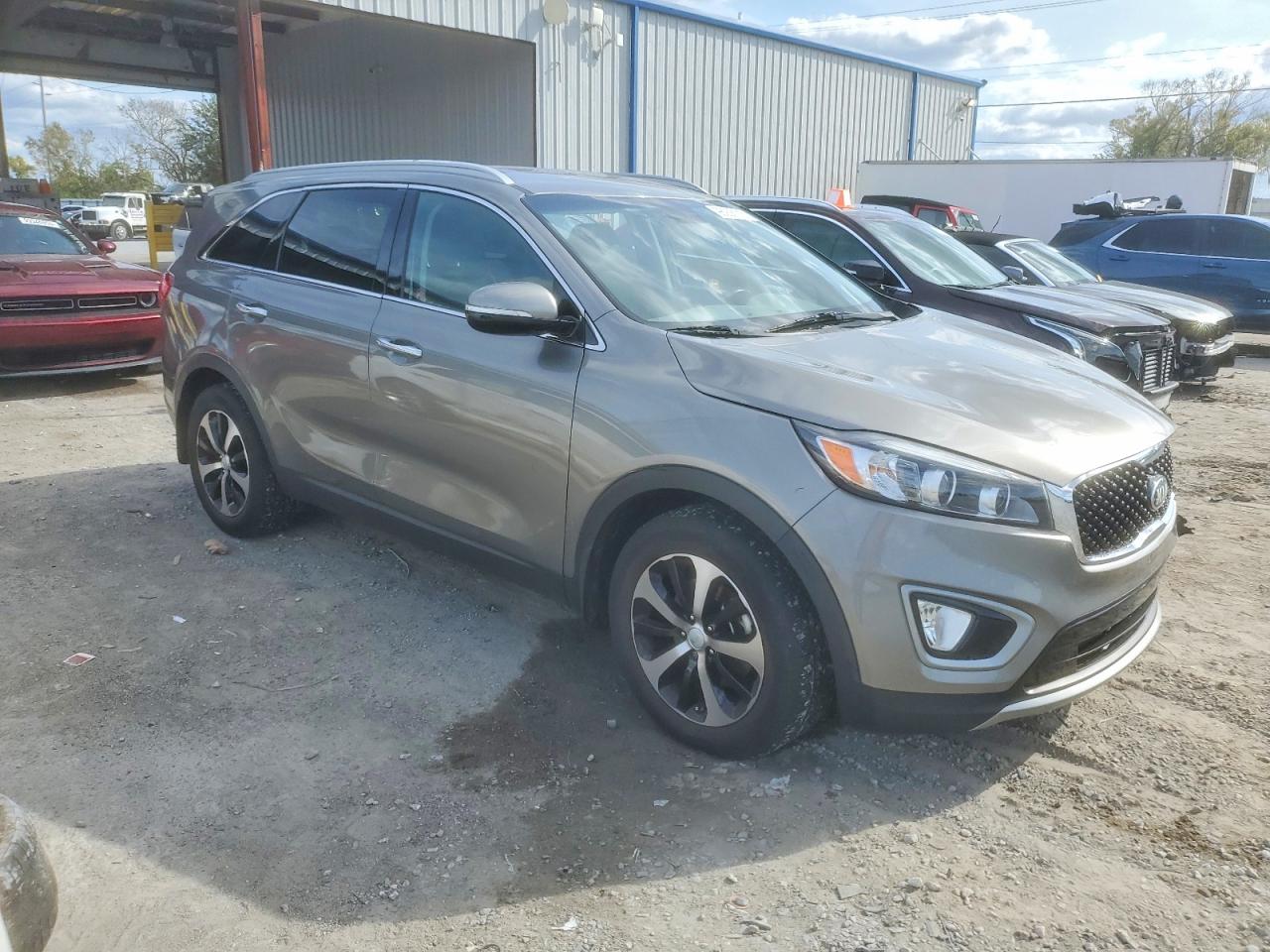2016 KIA SORENTO EX photo 4