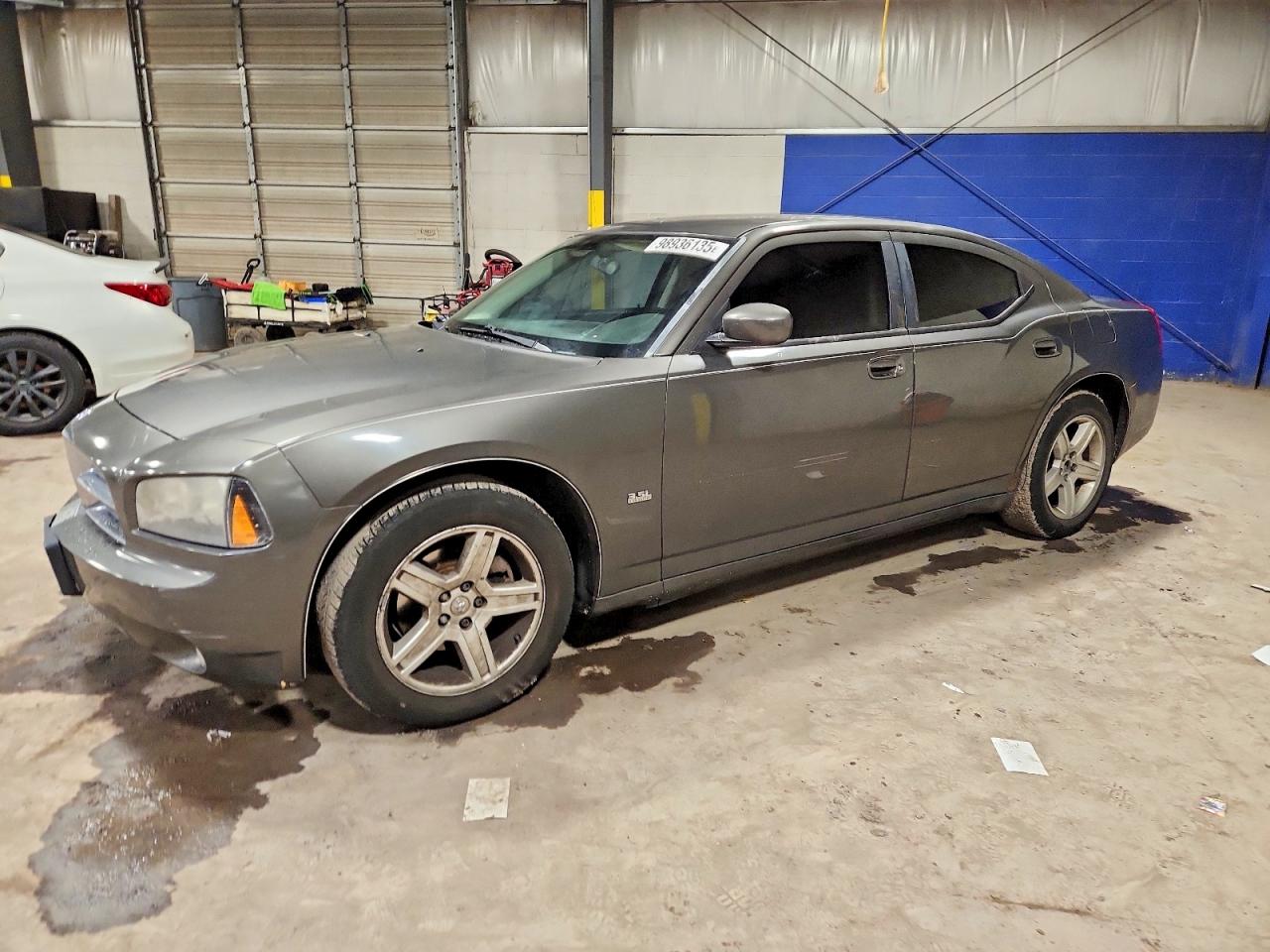 2010 DODGE CHARGER