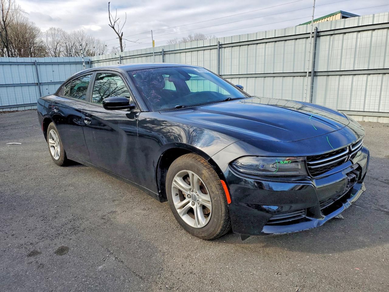 2017 DODGE CHARGER SE photo 4