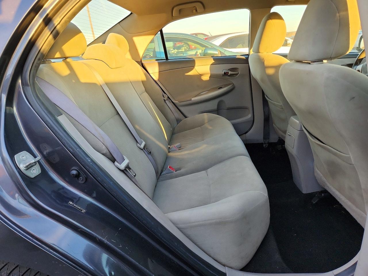 2010 TOYOTA COROLLA BASE photo 10